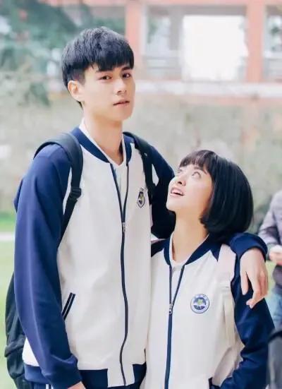 校园青春偶像剧高甜片段,韩剧校园青春偶像剧高甜片段