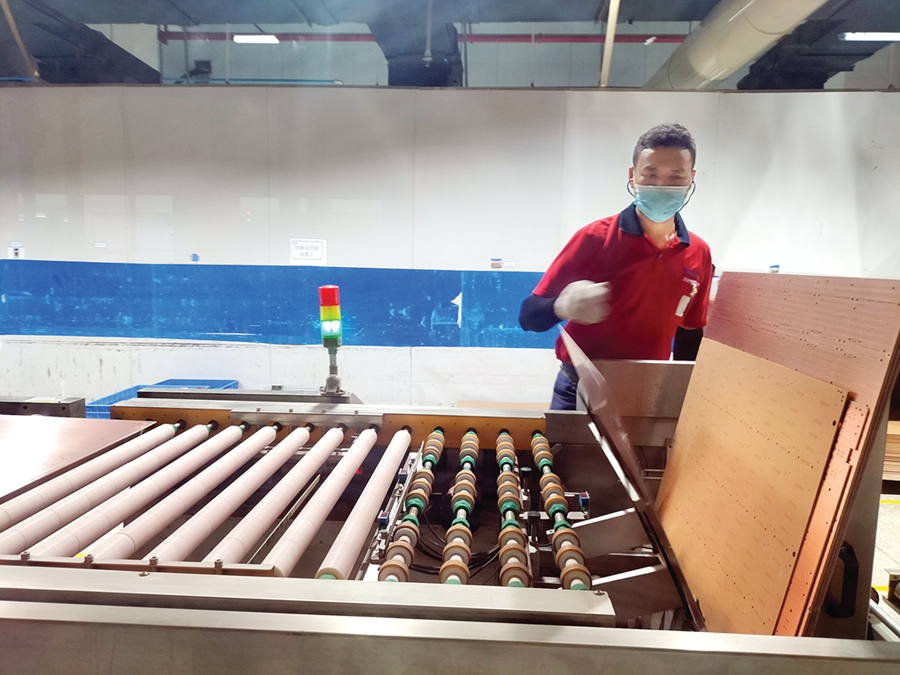 惠东1~5月经济稳定恢复！“惠东女鞋”品牌走上国家平台