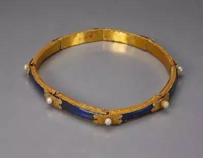 青金石是玉石的哪一类,青金石玉石搭配