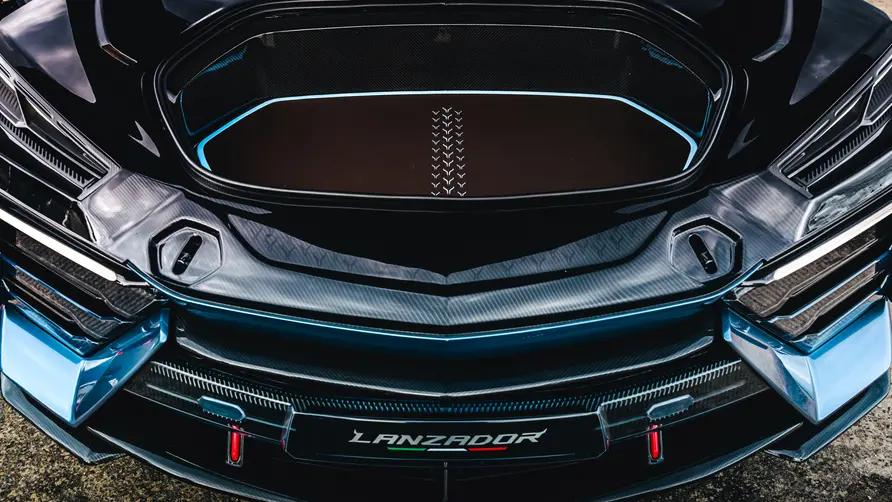 *博兰**基尼纯电SUV开起来怎样，TopGear首试1350马力*博兰**Lanzador