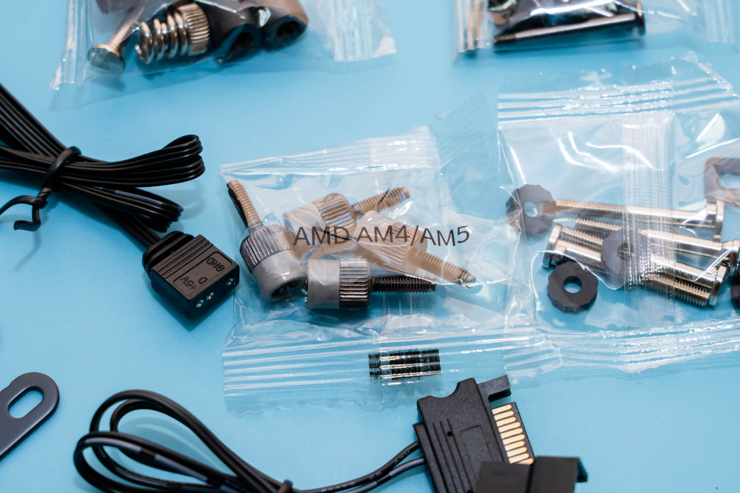 360水冷能压住超频的13600kf吗,压得住超频12700k的360水冷推荐