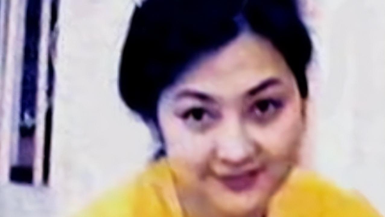 “海关巨贪”杨前线，贪财好色*养包***妇情**被判死刑，下场大快人心