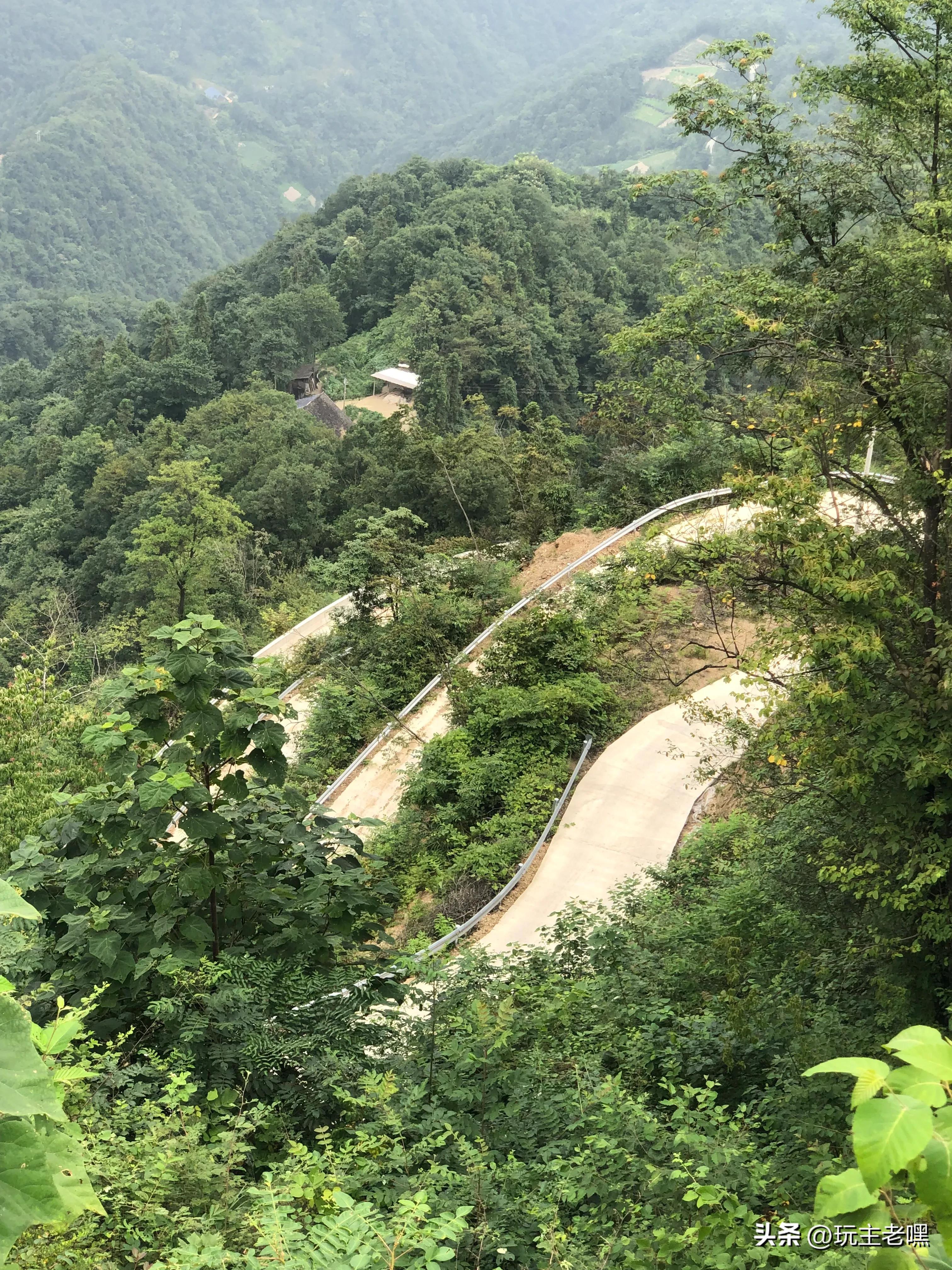 湖北恩施州鹤峰县避暑,天柱山农家乐包吃住避暑