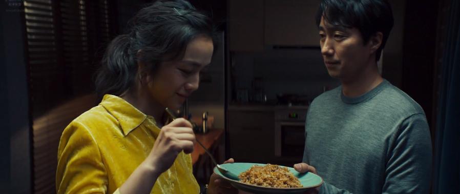 离开《色·戒》的汤唯，又演了*欲情**戏