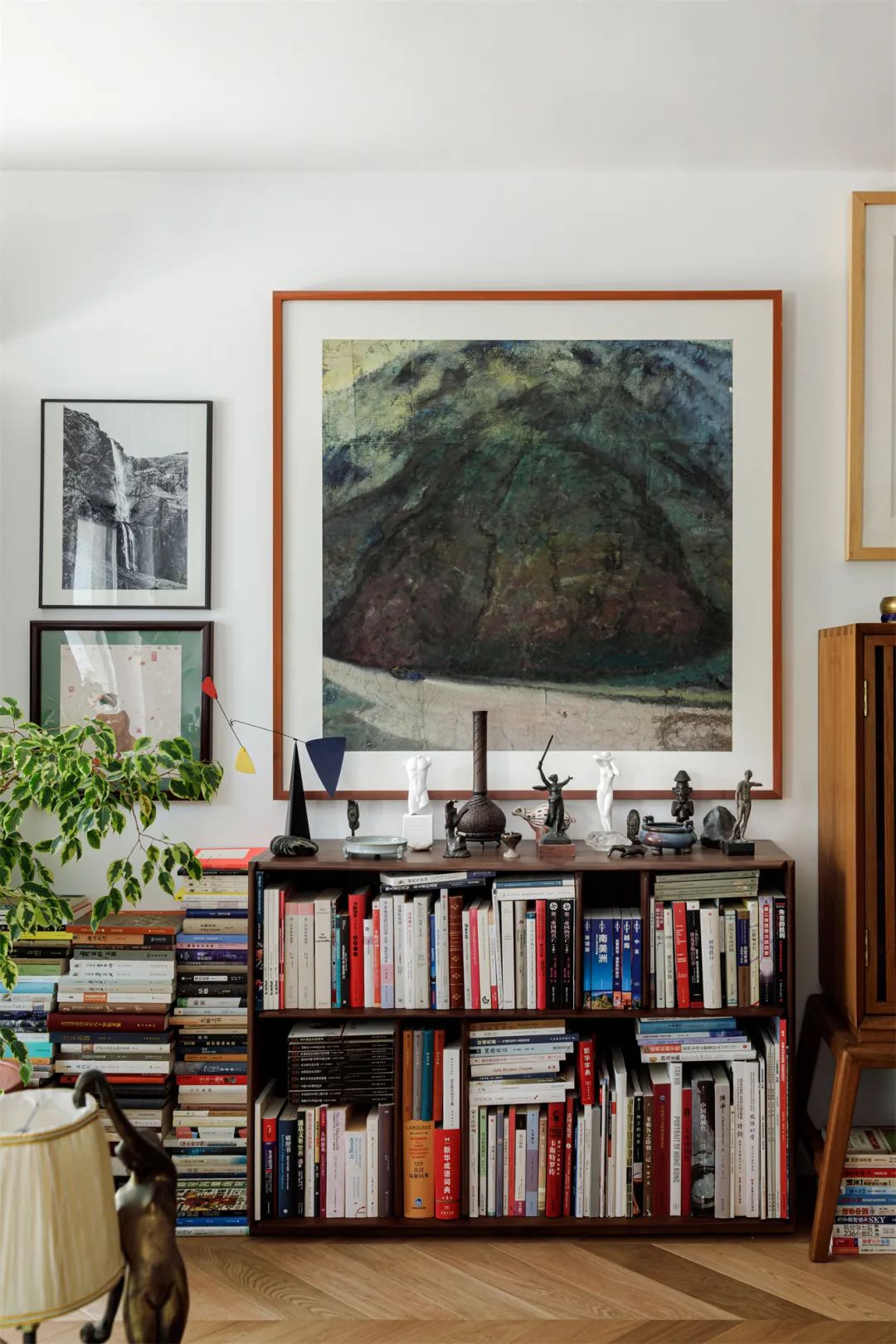 任性！北京女主坚持在客厅放张床，卧室里规划浴缸，入住反而舒心