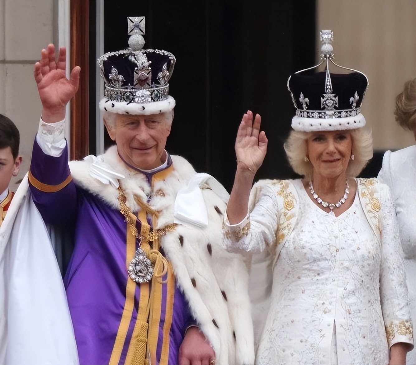 这一次的加冕礼，让“小三上位”的卡米拉，成了全世界的笑话