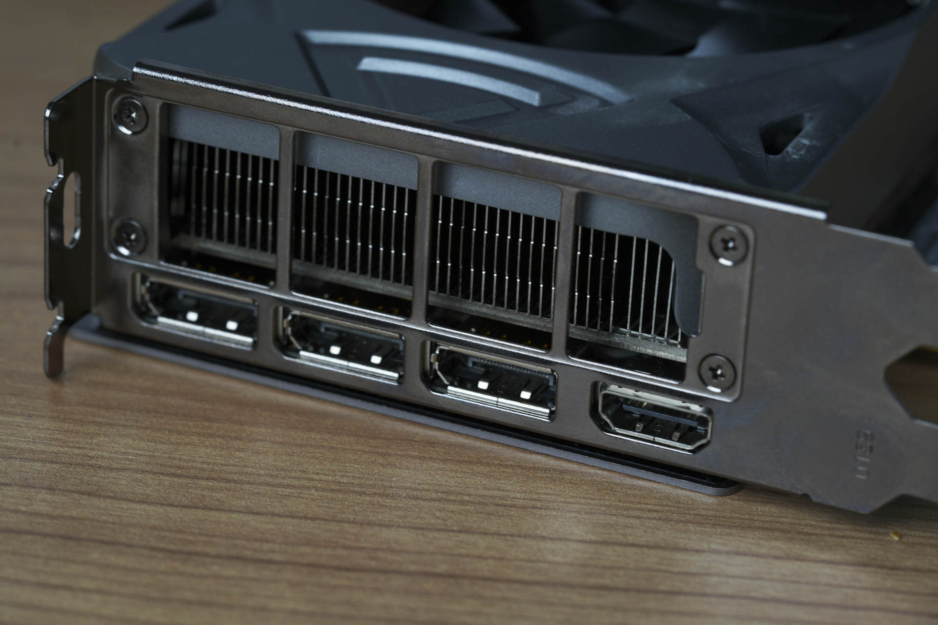 5700g后期可以加什么显卡,5700gvega相当于什么显卡