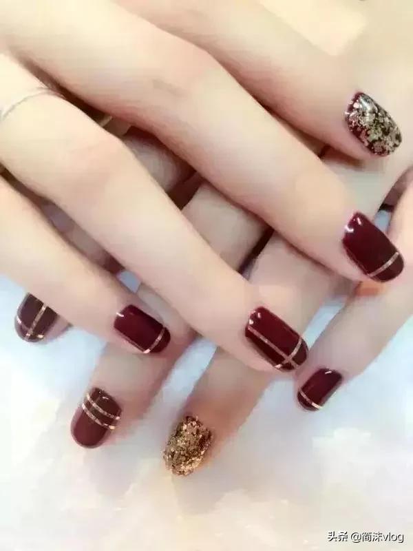 2022美甲爆款新年小短甲,适合2022过年的美甲图片