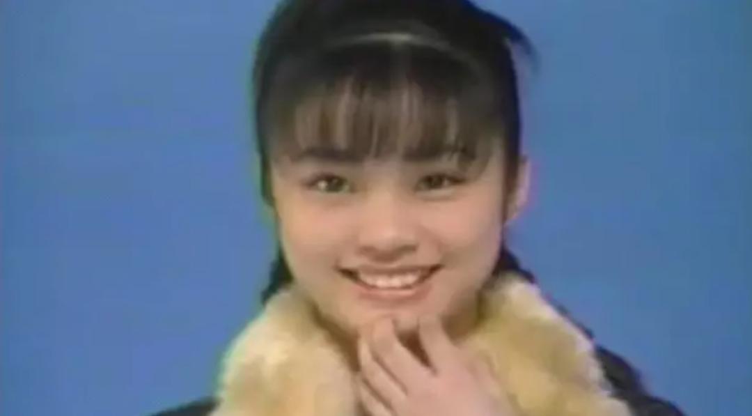 日系三线女星高清写真图,日本十大女神级女星面部特写