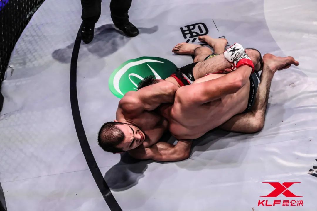 萨克洛夫vs居马别克,居马别克vs韩国选手