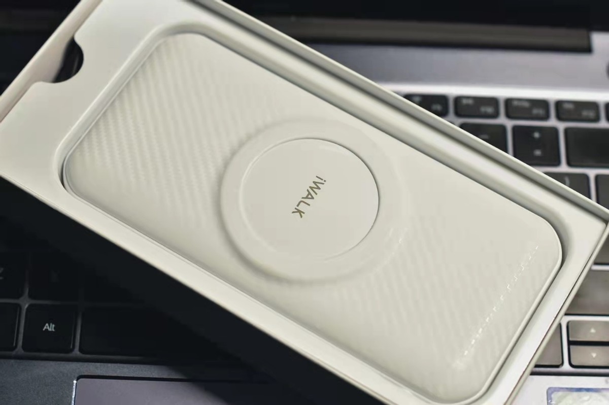 iwalk超薄无线充电宝,iwalk超薄磁吸充电宝