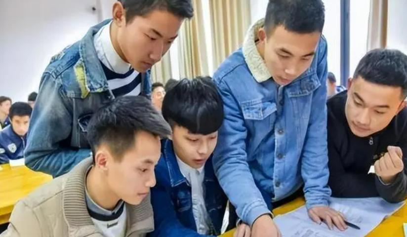 工科专业有哪些专业就业前景好些,工科类哪些专业前景好