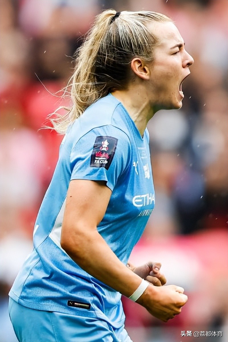 最美足球女运动员,世界十大美女足球运动员