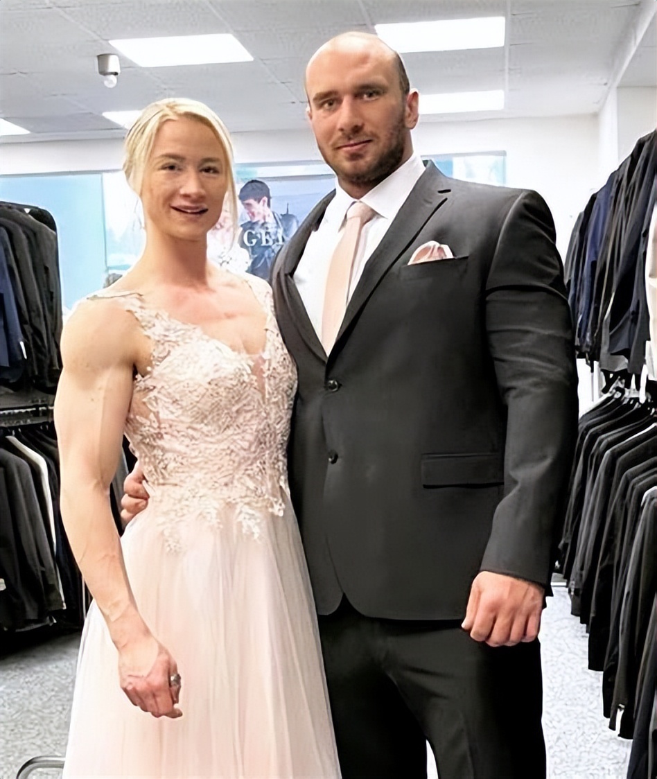 女子健美冠军去世,德国健美冠军猝死