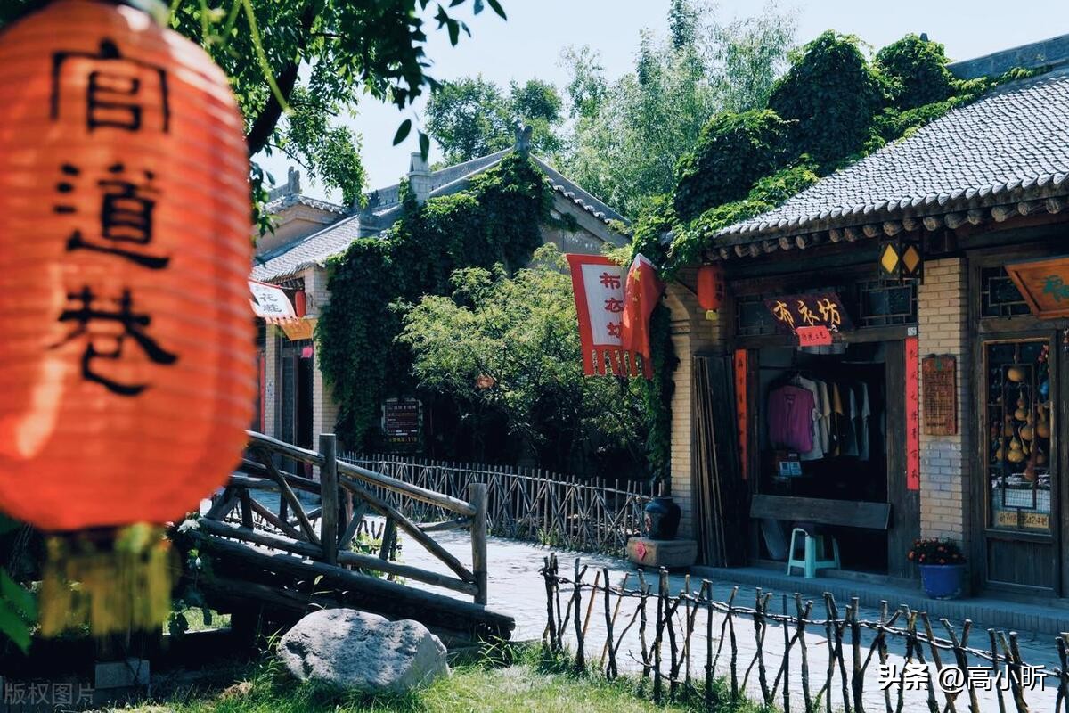 “穷不搬家，富不迁坟，生意不好改大门”，老祖宗这话是什么意思