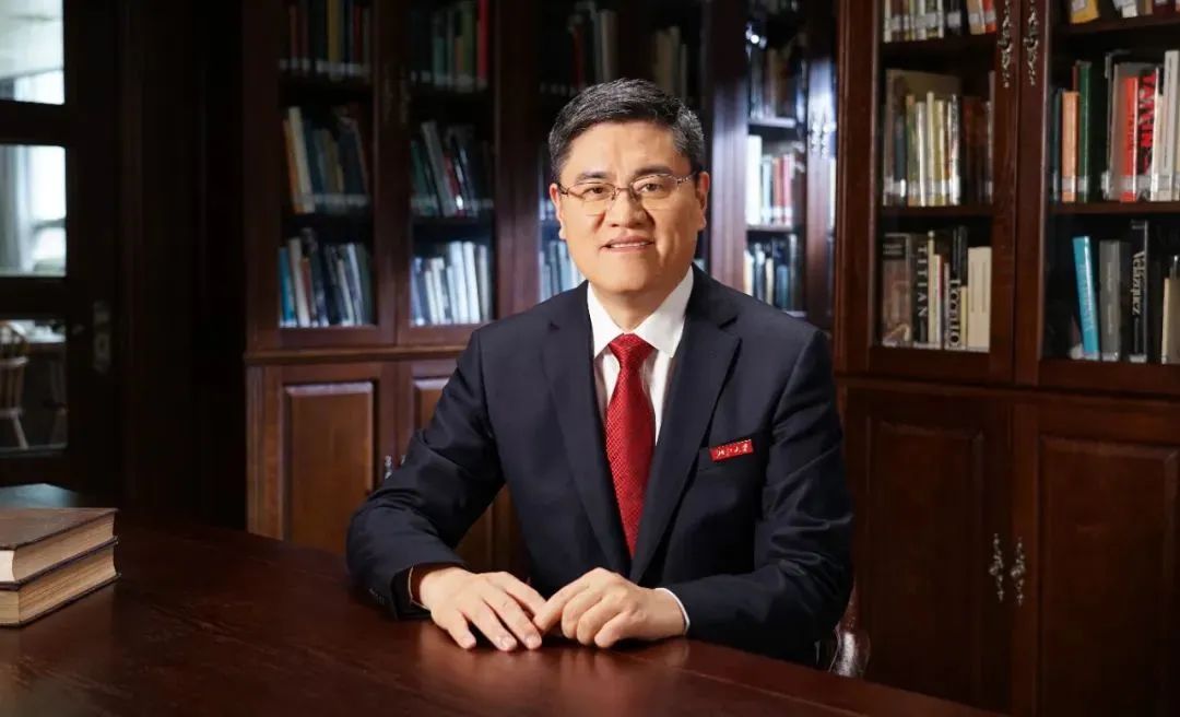 浙江大学最新人事任免公示,浙江大学党委书记公示