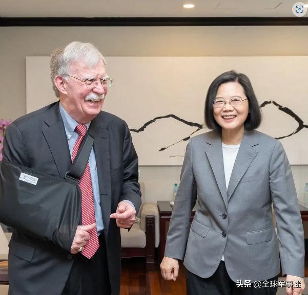 *进党民**当局拿200多亿美金向美国购买*器武**，罔顾民生、*怒天**人怨