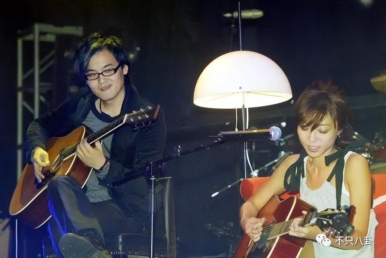 曾经那么相爱到最后还是要分开,曾经那么相爱现在要分手