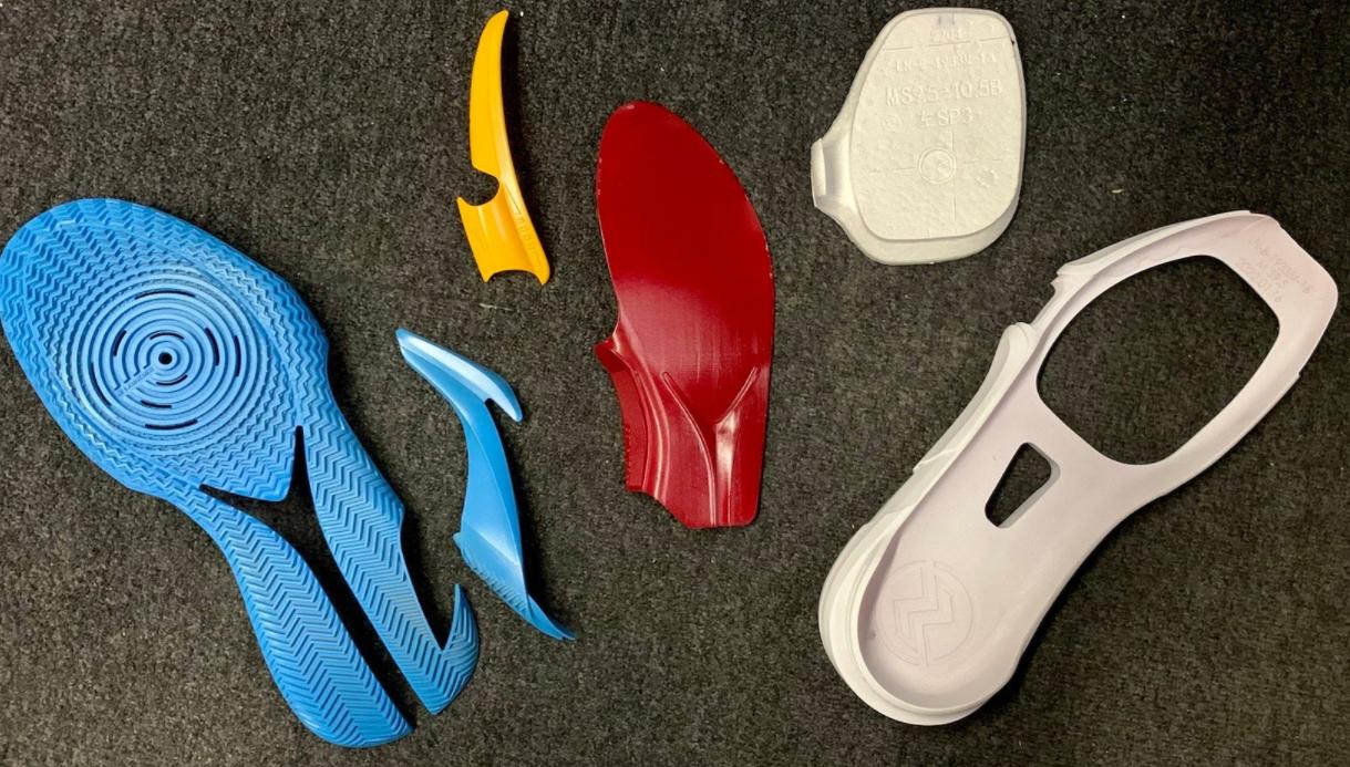 李宁新品！闪击9多配色曝光，新拖鞋太帅了，驭帅16低帮也来了