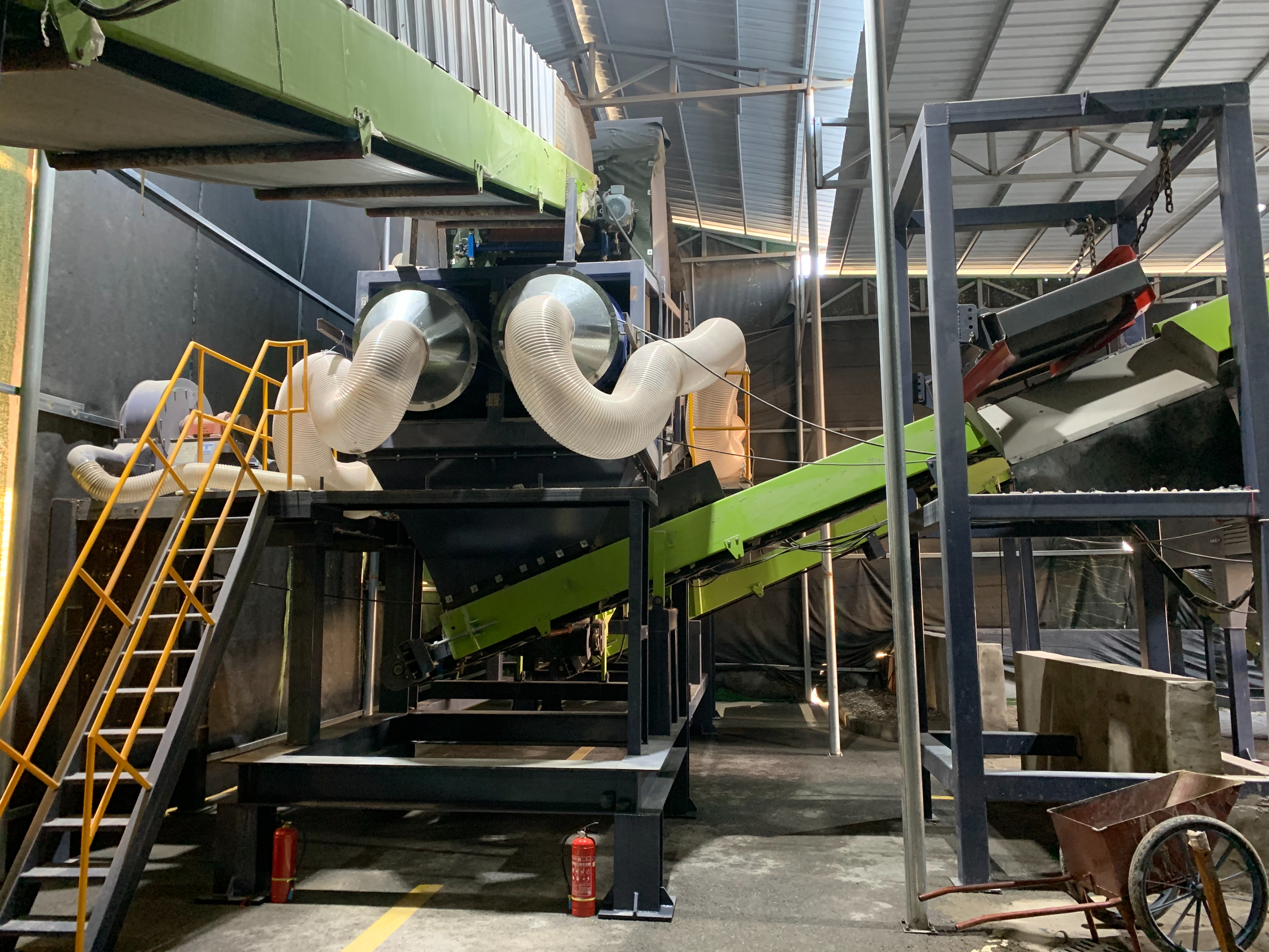 装修垃圾和拆墙垃圾要另收费吗,装修垃圾和拆墙垃圾的区别