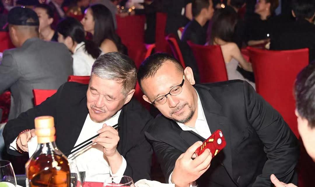 小品演员踢足球电影,小品演员评价中国足球