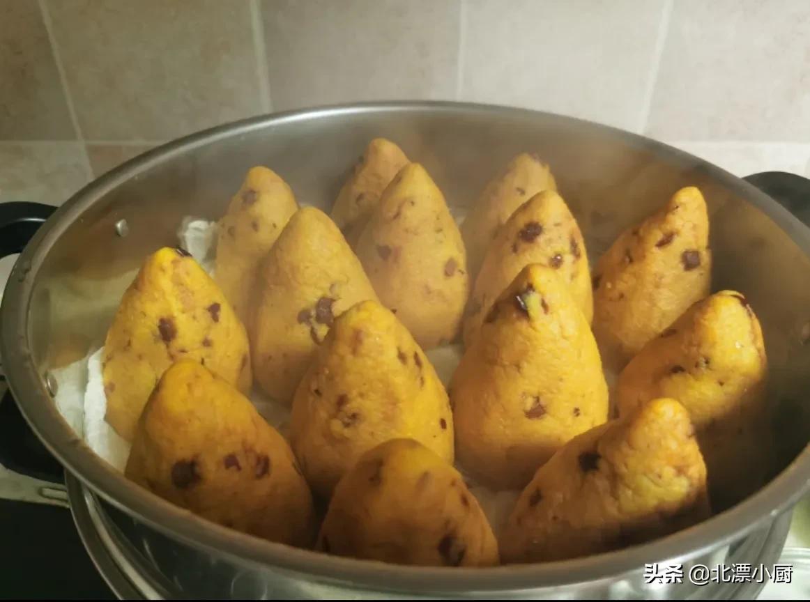 建议中老年人少吃米饭和馒头,中老年最好少吃馒头