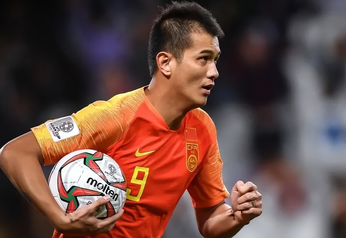 广州队亚冠夺冠十周年全新出发,广州队4-1大胜