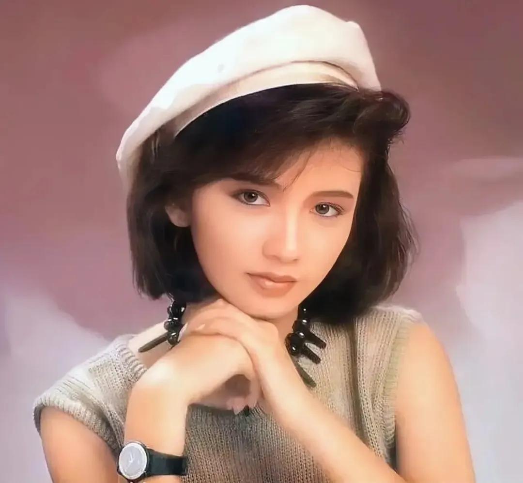 梁朝伟曾华倩靓仔,曾华倩梁朝伟年轻图片