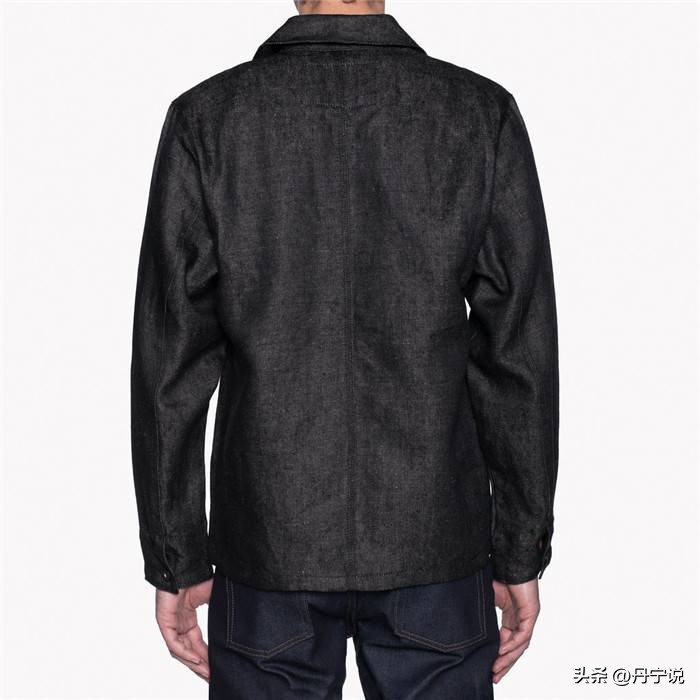 丹宁牛仔外套搭配,丹宁牛仔外套怎么搭配