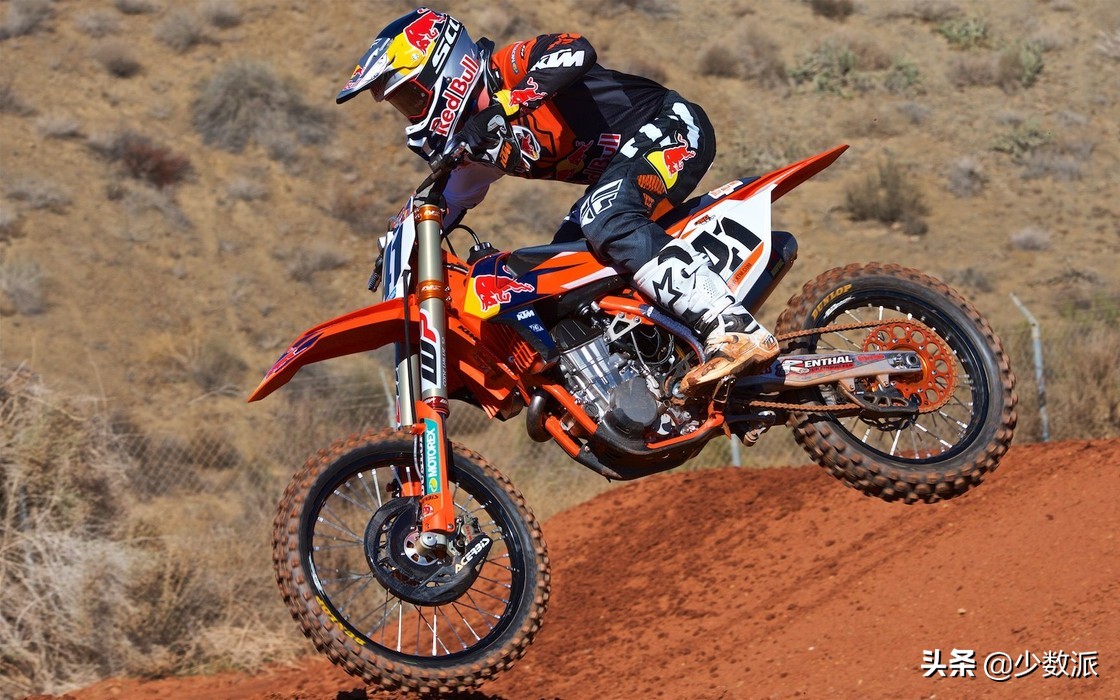 新手学驾驶三轮摩托车的具体步骤,想入坑摩托车的新手该从哪里开始