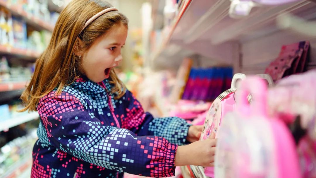 童话里的世界都是骗局,童话世界陷危机