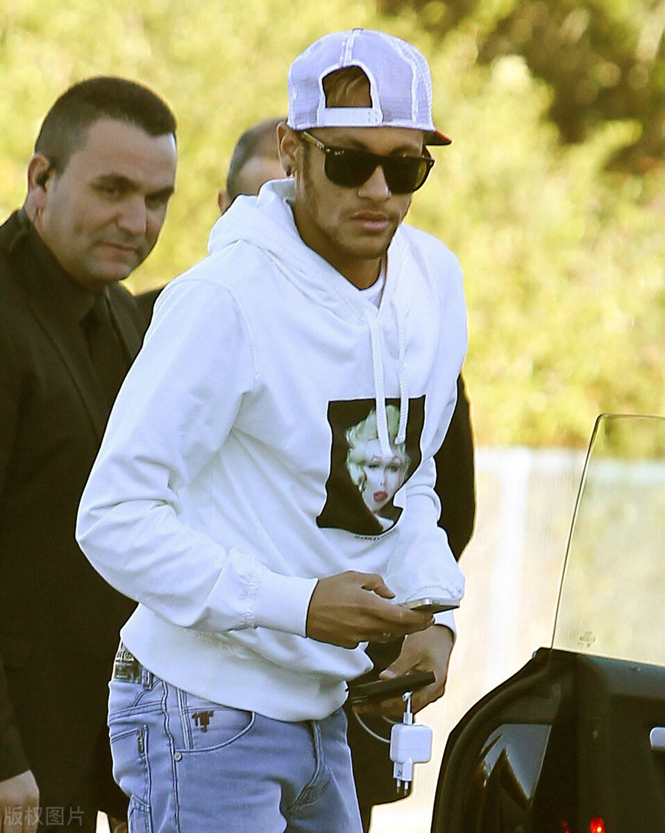 内马尔巴萨的真正王者,内马尔还在巴萨时的表现