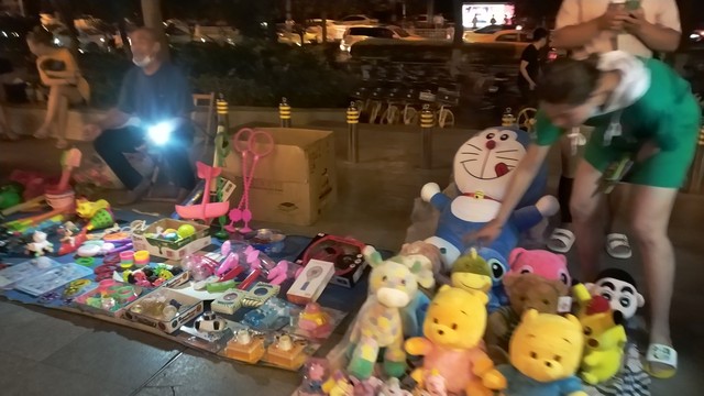 38岁单身离异大姐,40岁大姐离异5年有个儿子