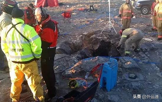 被困在洞穴里面的人,被困在洞穴里的男人