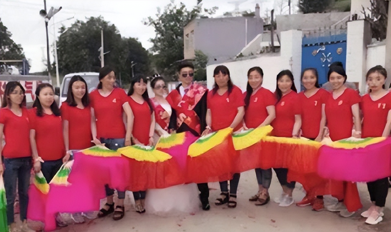 山西一夫妻连生十一胎,山西一家连生十二胎才有个儿子