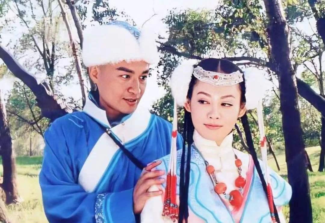 孝庄秘史大玉儿帮皇太极批奏折,孝庄秘史姑姑让大玉儿嫁给皇太极