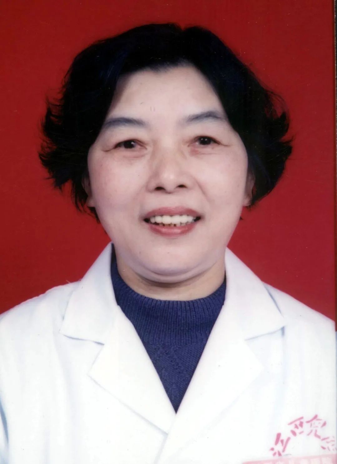 牛奶驼奶羊奶营养成分对比表,纯牛奶配方表怎么看