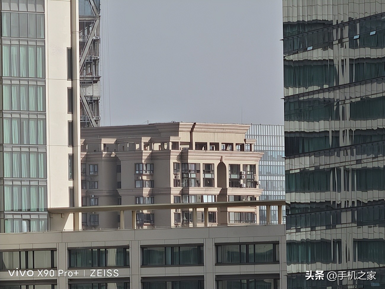 vivox90蔡司镜头真的很强么,vivox90蔡司镜头前后对比