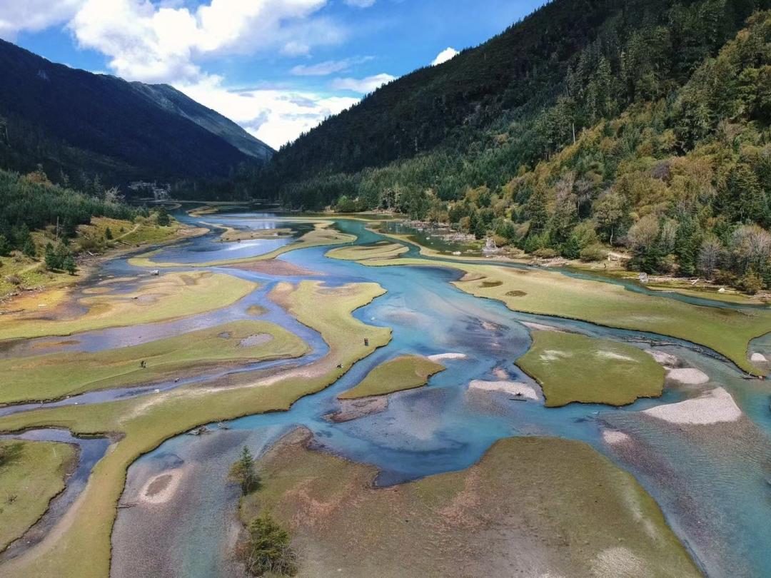 火出了圈,甘孜文旅局长化身侠客火出圈