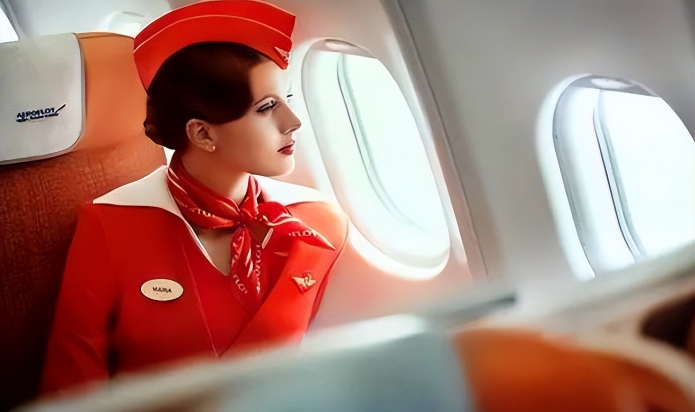 怎么称呼空姐才是最正确的,飞机上怎么用英语称呼空姐