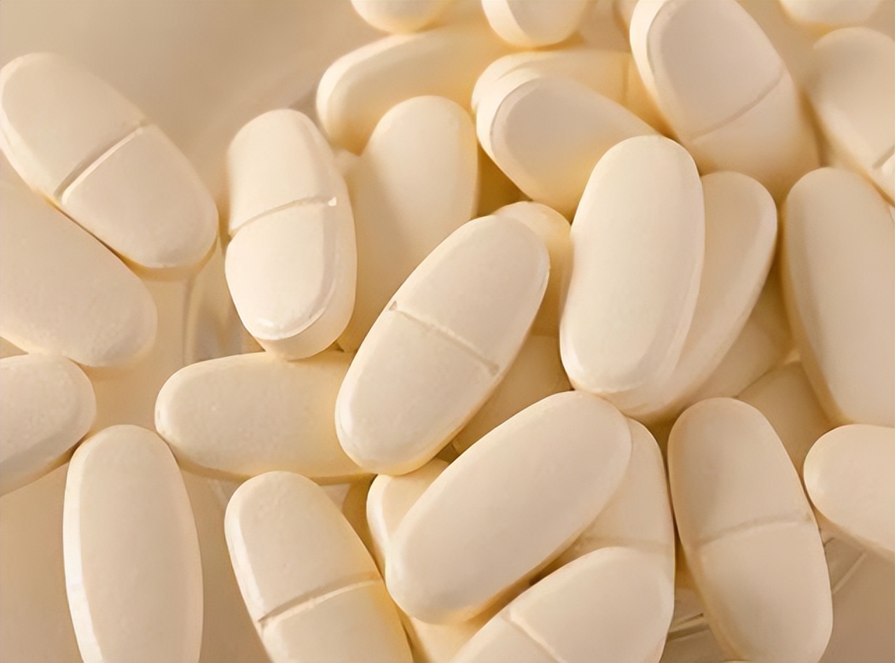 40以后女子每天一粒叶酸的利弊,50岁女人吃叶酸每天几粒