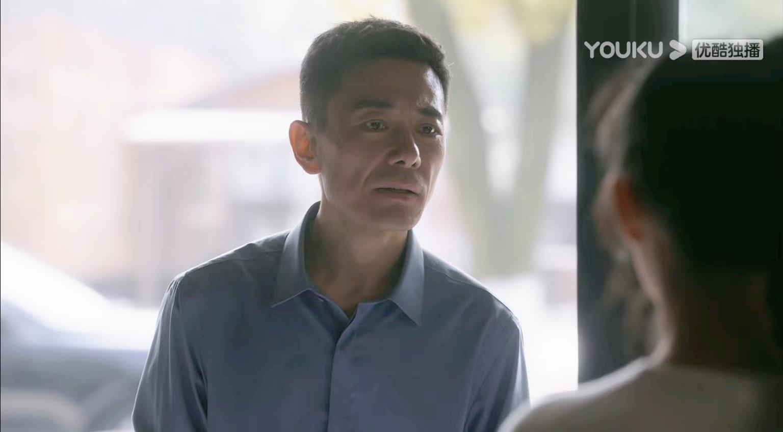 《后浪》补过头的朱老板扮演者，曾做过10年警察，用演技征服观众