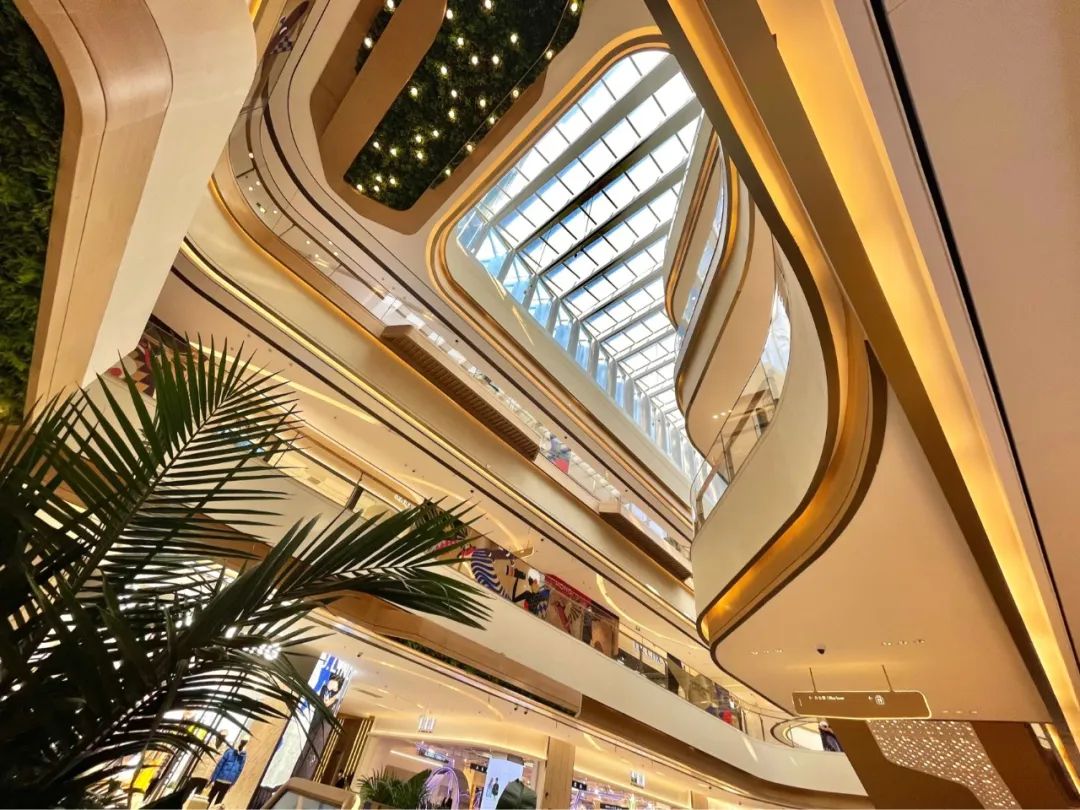 实探MOHOBEAUTÉ商场自营能否逆转美妆退潮