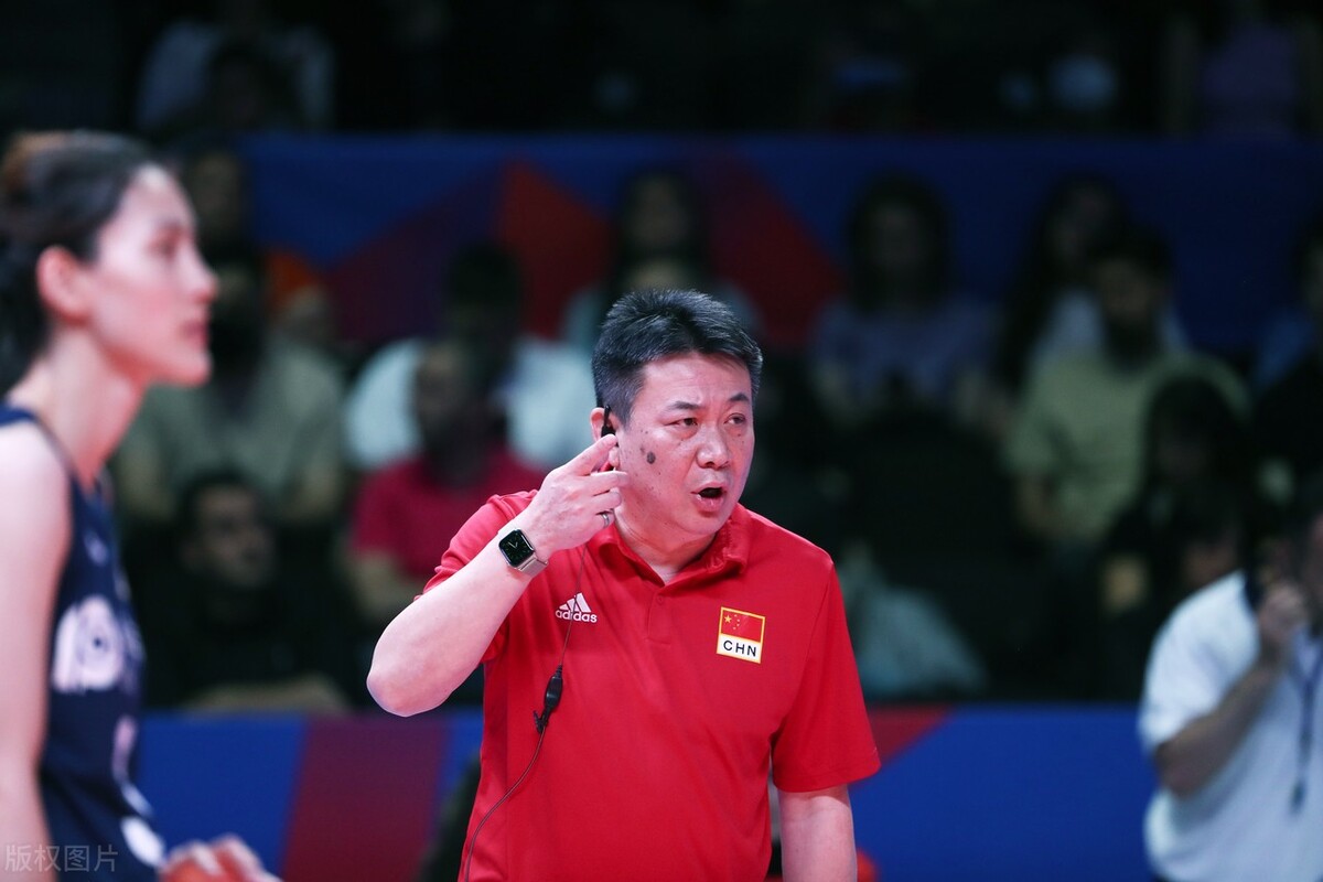 小诸葛女排,中国女排3-0日本女排女排联赛