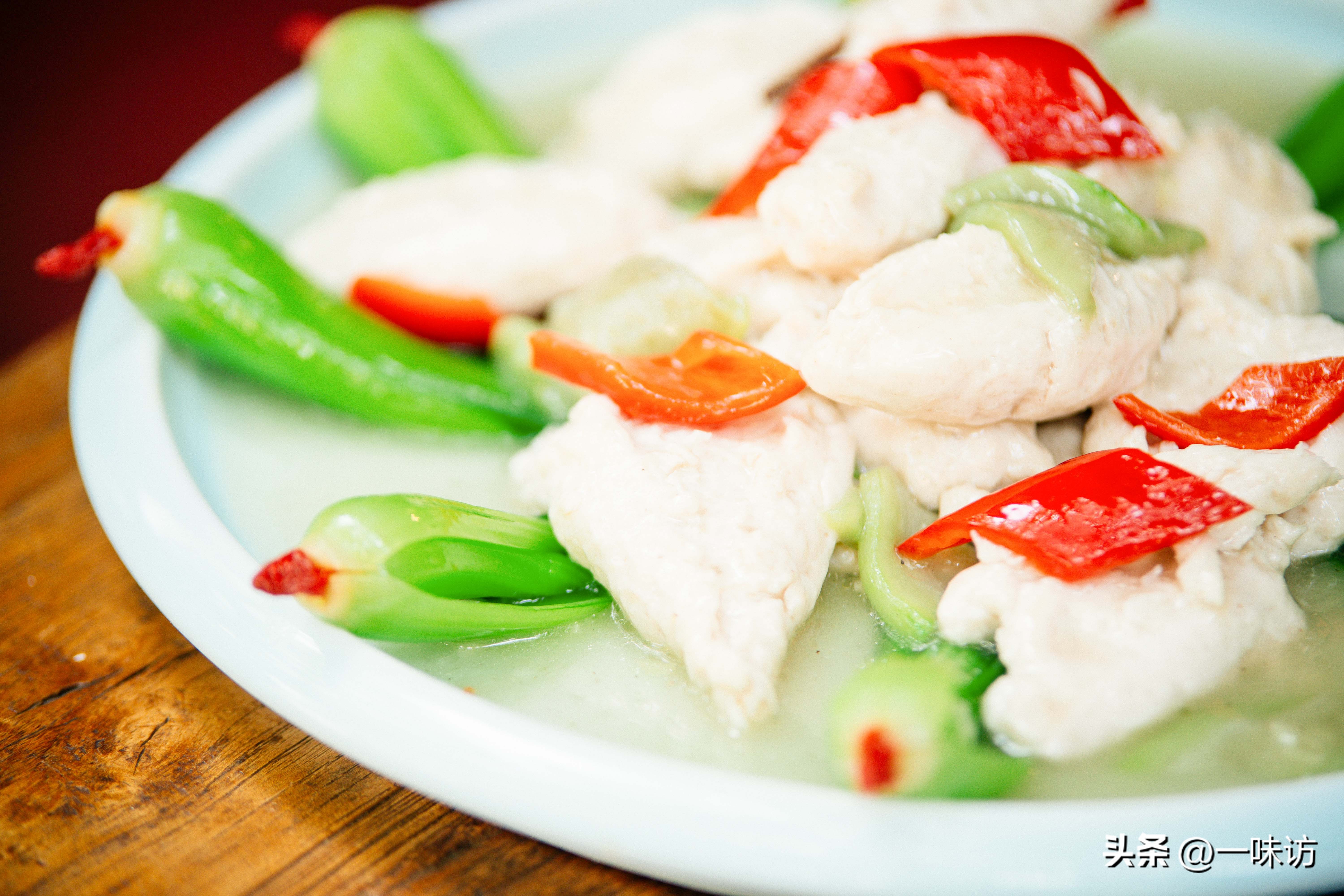 鸡胸肉不要水煮的做法,鸡胸肉需要焯水吗