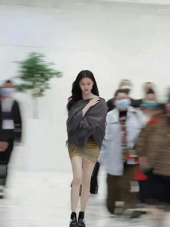 关晓彤壮吗,关晓彤长得壮