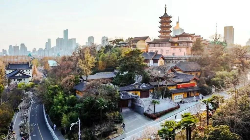 古诗中的南京美景,唐诗三百首关于南京