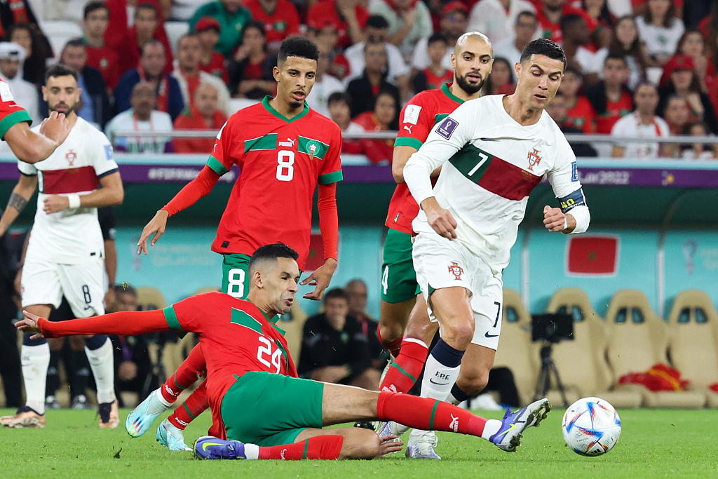 2021曼联c罗5场5个进球纪录,c罗梅开二度最后一次挽救曼联