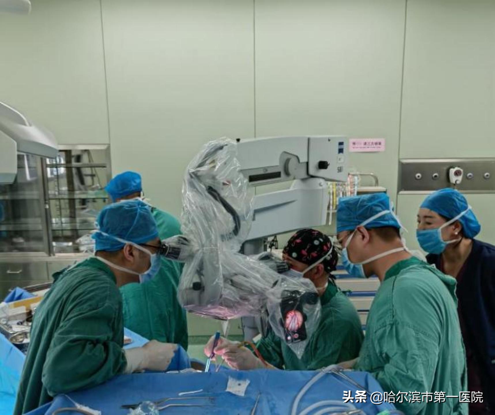 反复腰腿痛，去神经外科查查——哈市第一院神经外科成功完成首例腰椎峡部裂伴腰骶椎不稳术