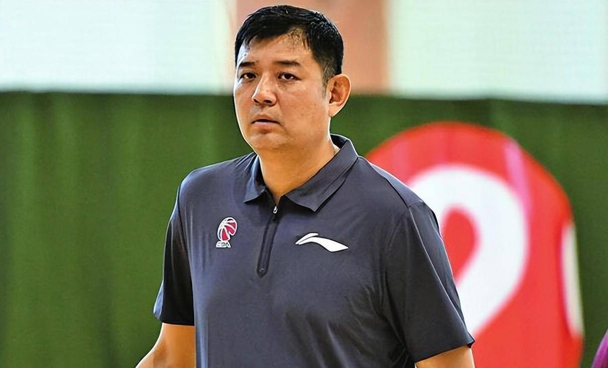 男篮巩晓彬简介,男篮国手巩晓彬